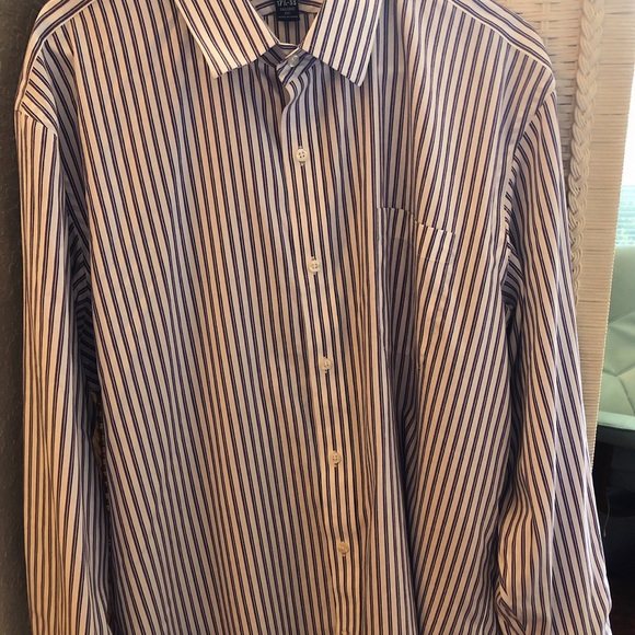 NEW. Land’s End Supima Pinpoint No Iron. - Picture 5 of 5